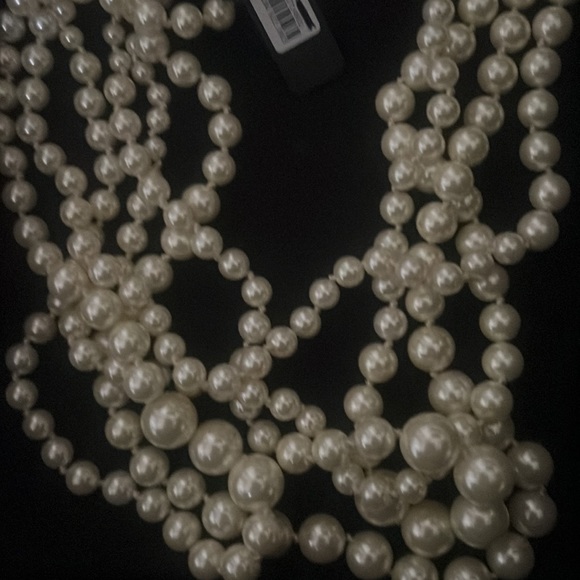 NWT-One Size-J.Crew Multi-Strand Pearl Necklace - Picture 3 of 7